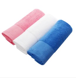 ¿Con qué frecuencia se deben cambiar las toallas?